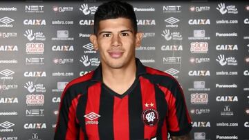 Así se presentó Esteban Pavez en el Atlético Paranaense