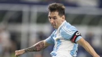 Messi anota al final del partido y da el empate a Argentina