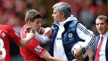 Mourinho recuerda a su manera el famoso resbalón de Gerrard