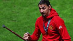 Raiola dice que Ibrahimovic quiere continuar en el United