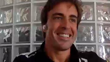 Fernando Alonso, durante la rueda de prensa de Renault.
