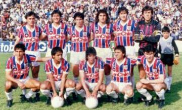 28 de enero de 1987: Colo Colo vence 2-0 a Palestino y se proclama campeón del Torneo Nacional 1986.