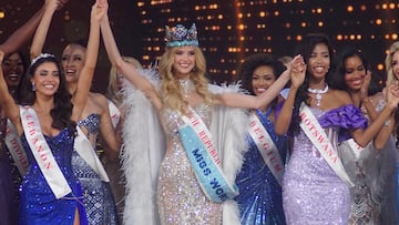 Krystyna Pyszko es la ganadora del título de Miss Mundo 2024. Con 24 años de edad y una estatura de 180 cm, es políglota,(inglés, polaco, eslovaco y alemán). Se destaca voluntaria y modelo internacional. Cuenta con estudios en Derecho y Administración de Empresas, Krystyna dedica su tiempo a su fundación homónima, donde sigue comprometida con su labor benéfica. Uno de sus logros más significativos fue establecer una escuela de inglés para niños desfavorecidos en Tanzania, donde también ofreció su ayuda como voluntaria.