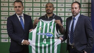 Draper, en su presentación.