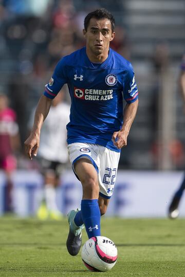 Baca ha sido el futbolista incansable este torneo para 'La Máquina'. El contención ha sido titular en todos los partidos del Apertura y es el mexicano que más distancia ha recorrido. Su sacrificio en el campo es evidente. 