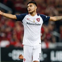 FIFA obliga a San Lorenzo a ponerse al día con Colo Colo