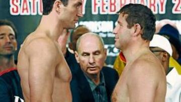 Klitschko (izda.) e Ibragimov.