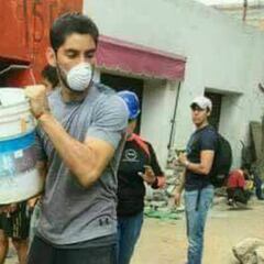 11 momentos de deportistas ayudando a víctimas del sismo