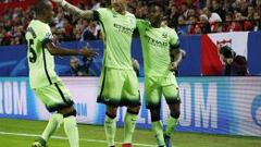 El City de Pellegrini se mete en octavos tras vencer a Sevilla