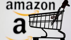 FILE PHOTO: Small toy shopping cart is seen in front of displayed Amazon logo in this illustration, taken July 30, 2021. REUTERS/Dado Ruvic/Illustration/File Photo