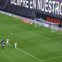 El magistral penalti de Manu Barreiro que salva al Lugo