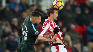 El City se acerca al título de Premier tras la victoria al Stoke