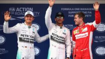 Lewis Hamilton consigui&oacute; en China su tercera pole del a&ntilde;o flanqueado por Nico Rosberg (segundo) y Sebastian Vettel (tercero).