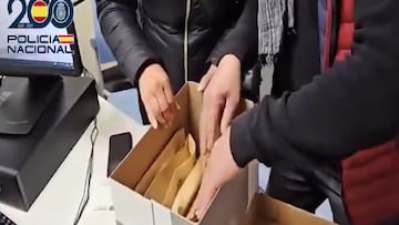 Tira 18.900 euros a la basura por error, un hombre encuentra el dinero en el contenedor y devuelve la fe en la humanidad