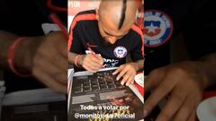 Vidal lleva la campaña de su hijo a la concentración de la Roja