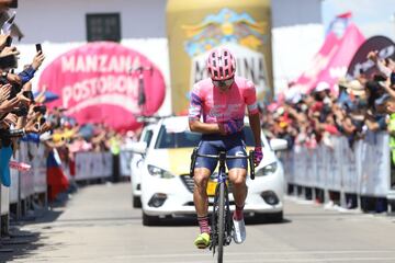 Sergio Higuita se coronó campeón en Tunja, por encima de Egan Bernal y Daniel Felipe Martínez. El corredor del EF usará la camiseta con la bandera de Colombia durante todo el 2020.