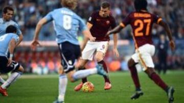 Dzeko, autor del primer gol de la Roma.