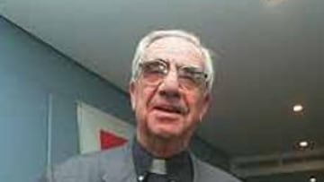 <b>EL CURA MÁS FAMOSO DEL FÚTBOL.</b> Canal+ convirtió gracias al El Día Después al párroco del Extremadura en el más famosos de los clubes españoles.