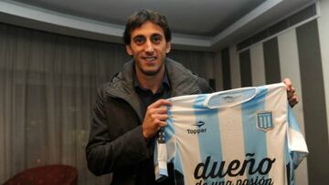 Milito: "Racing debe pelear por todo de aquí a junio"