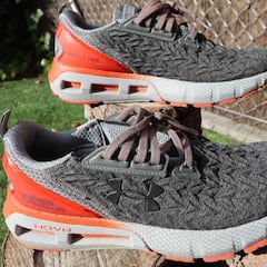Prueba de las zapatillas UA HOVR Mega 2 Clone