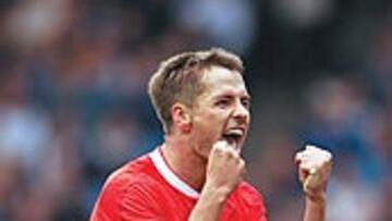 <b>EL CHICO DE ORO</B>. A sus 23 años, Owen quiere dar el salto a un grande.