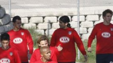 <b>REGRESA AL EQUIPO.</b> Seitaridis vuelve al once titular del Atlético de Madrid para el partido de Copa ante el Orihuela.