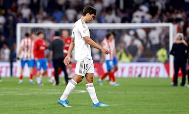 Gonzalo cae en el pozo