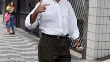 <B>NEGOCIACIÓN.</B> Ribeiro espera que el fichaje de Robinho por el Madrid se resuelva pronto.