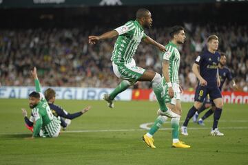 1-0. Sidnei marcó el primer gol.