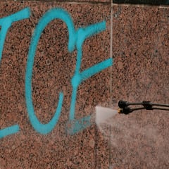 Un reportero del NYT graba las deportaciones de inmigrantes del ICE en Florida