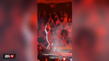 Camila Gallardo sufrió un duro accidente en vivo y así reaccionó: generó aplausos del público