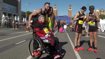 La emotiva historia del maratón de Barcelona: récord empujando a su madre en silla de ruedas