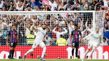 16/10/22 PARTIDO PRIMERA DIVISION REAL MADRID BARCELONA
GOL 1-0 BENZEMA ALEGRIA