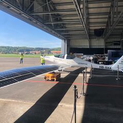 Un piloto suizo hace historia en el mundo de la aviación con un hito que supera los 9.500 metros de altitud