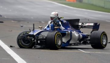 El accidente de Antonio Giovinazzi en imágenes