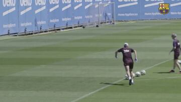 DT de Vidal se lució en práctica de tiros libres: ¡qué precisión!