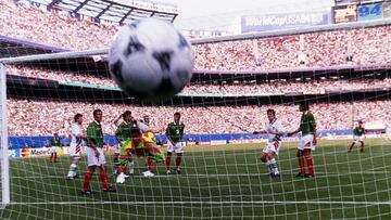 México sufre cuando inicia su gira pre mundialista fuera de casa