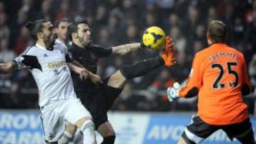 Chico pugna con Negredo, que fue titular pero no marc&oacute;.