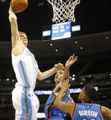 Timofey Mozgov, amo y señor de los aros.
