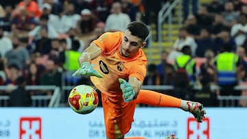Joan García, ante el Athletic.