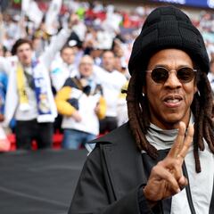 Jay-Z celebrates Real Madrid’s Champions League win with Vinícius Júnior selfie