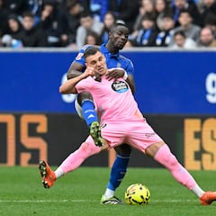 Eric Bailly, novedad en el entrenamiento del Real Oviedo