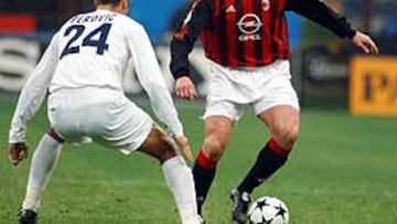 <b>CONTENTO EN EL MILÁN.</b> Redondo, ex jugador del Real Madrid, volvía a disputar entero un partido con el Milán en la Copa Italiana.