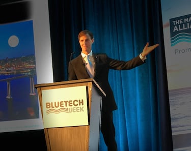 Un exalmirante de la Marina de Estados Unidos reconoce que ya estamos en contacto con inteligencia extraterrestre