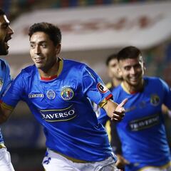 El admirador de Messi y Salah que causa sensación en Audax