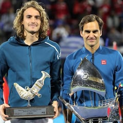 Tsitsipas se queja de "privilegios" de los árbitros hacia Federer