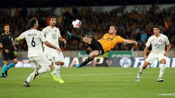 WOLVERHAMPTON, ENGLAND - AUGUST 15: Diogo Jota of Wolverhampton Wanderers scores a goal to make it 4-0 during the UEFA Europa League Third Qualifying Round Second Leg between Wolverhampton Wanderers and FC Pyunik at Molineux on August 15, 2019 in Wolverha