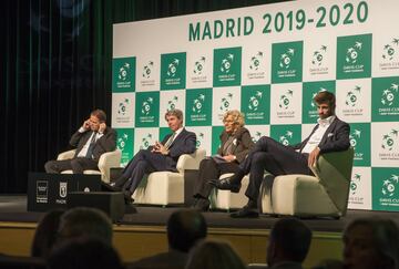 Ángel Garrido, Manuela Carmena, Kelly Fairweather y Gerard Piqué presentaron en Madrid el nuevo formato de Copa Davis.