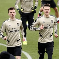 Cracks del Siglo XXI: Marín, heredero de Ramos y Varane