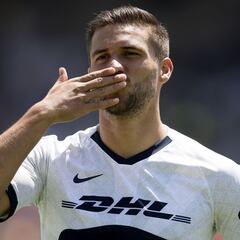 Vídeo: Después de más de 10 años, Andrés Iniestra se va de Pumas